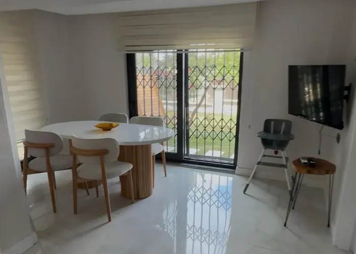 别墅 Pearl Mansion-cunda Island , Large Garden With Sea Views